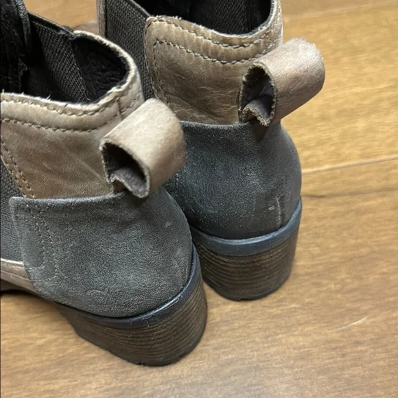 Brown Leather Ankle Boots - Picture 4 of 7